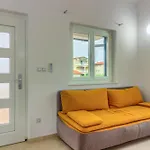 Apartment Mato Pirovac