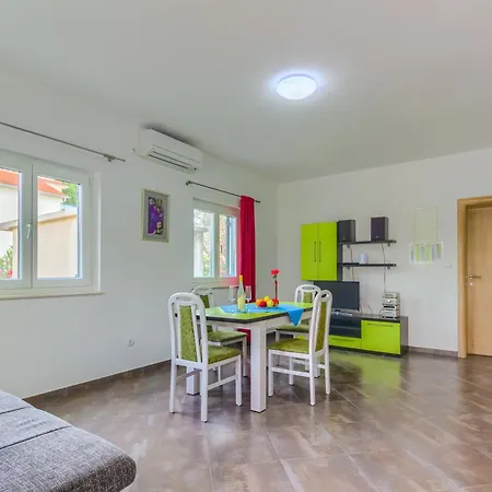 Apartament Mato