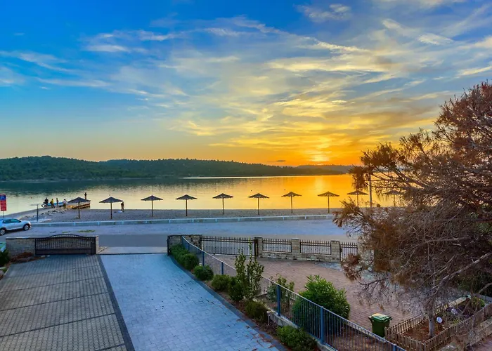 Appartement Mato Pirovac