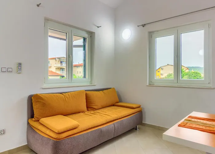 Appartement Mato Pirovac