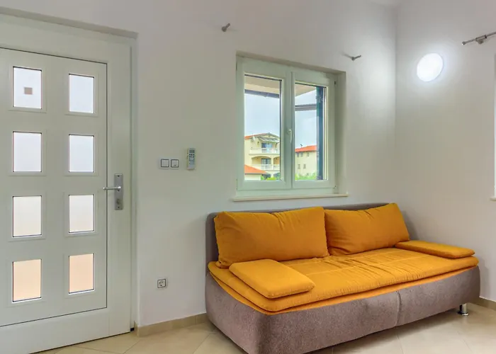 Appartement Mato Pirovac