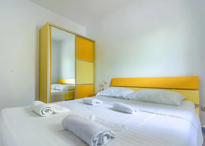 Mato Appartement Pirovac